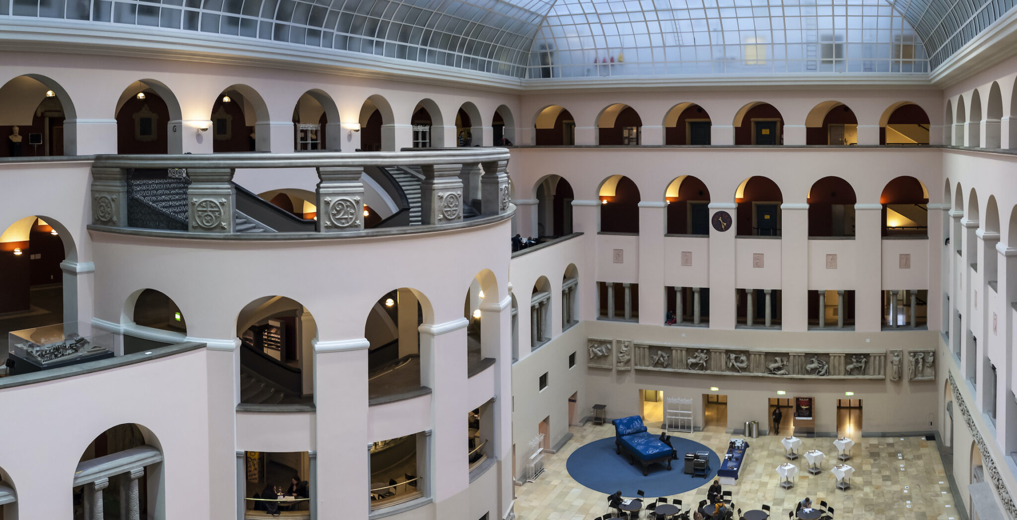 Atrium in the main building of the University of Zurich, Source: University of Zurich